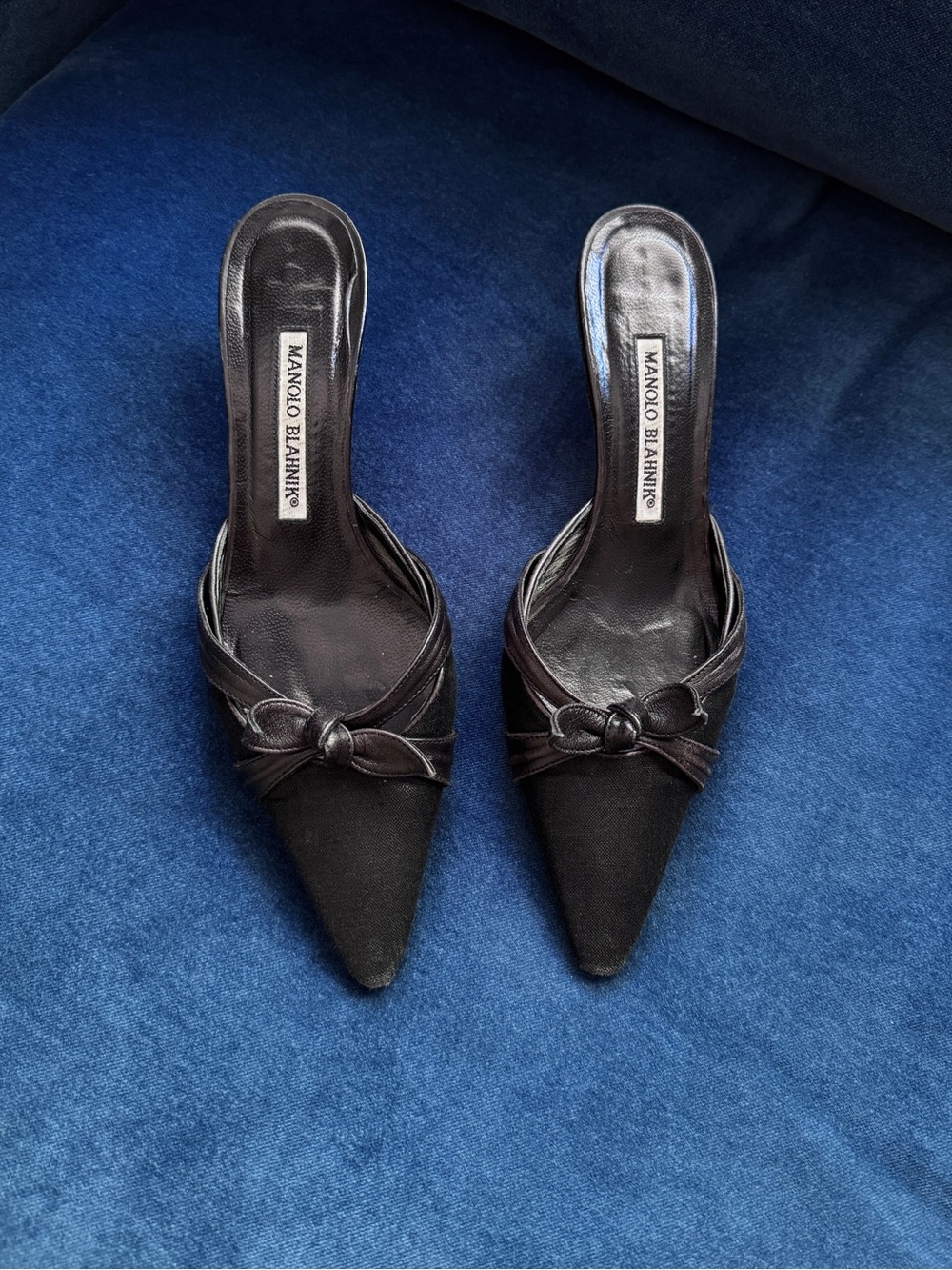 Manolo Blahnik Black  Canvas Mules Kitten Heel With‎ Bow Accents. size 36 1/2